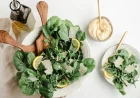 Creamy spinach and mushroom quiche
